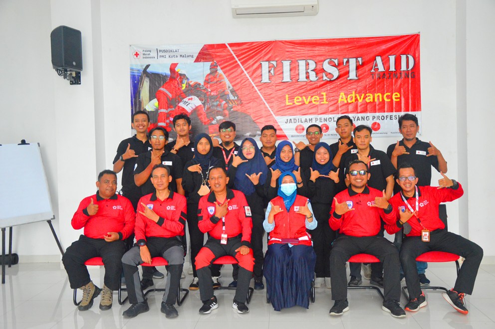 team diklat PMI PMR KSR relawan lombok korps Red Cross Indonesia website